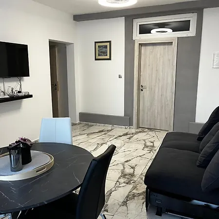 Apartma Smit Premium * Vir