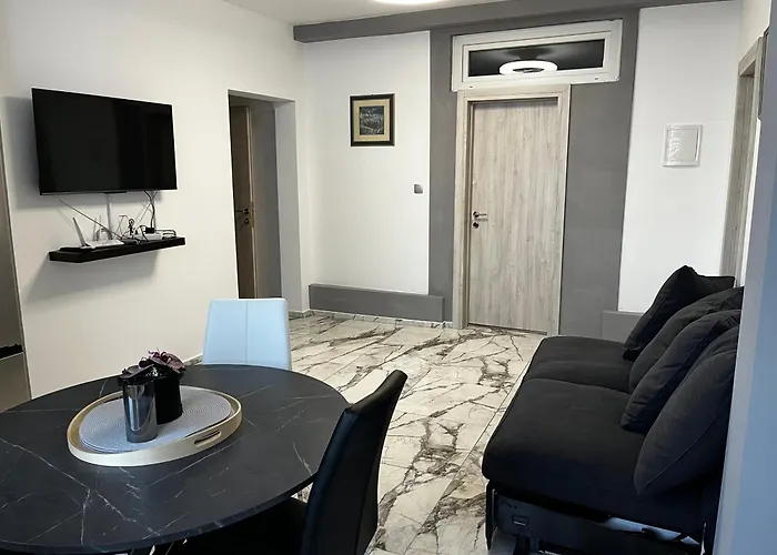 Apartma Smit Premium * Vir